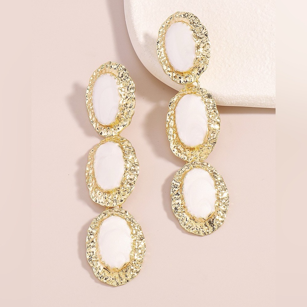 3-Tiered Enamel Drop Earrings. White & gold- NWT